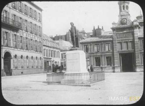 Statue d'Edward Jenner (Boulogne-sur-Mer)